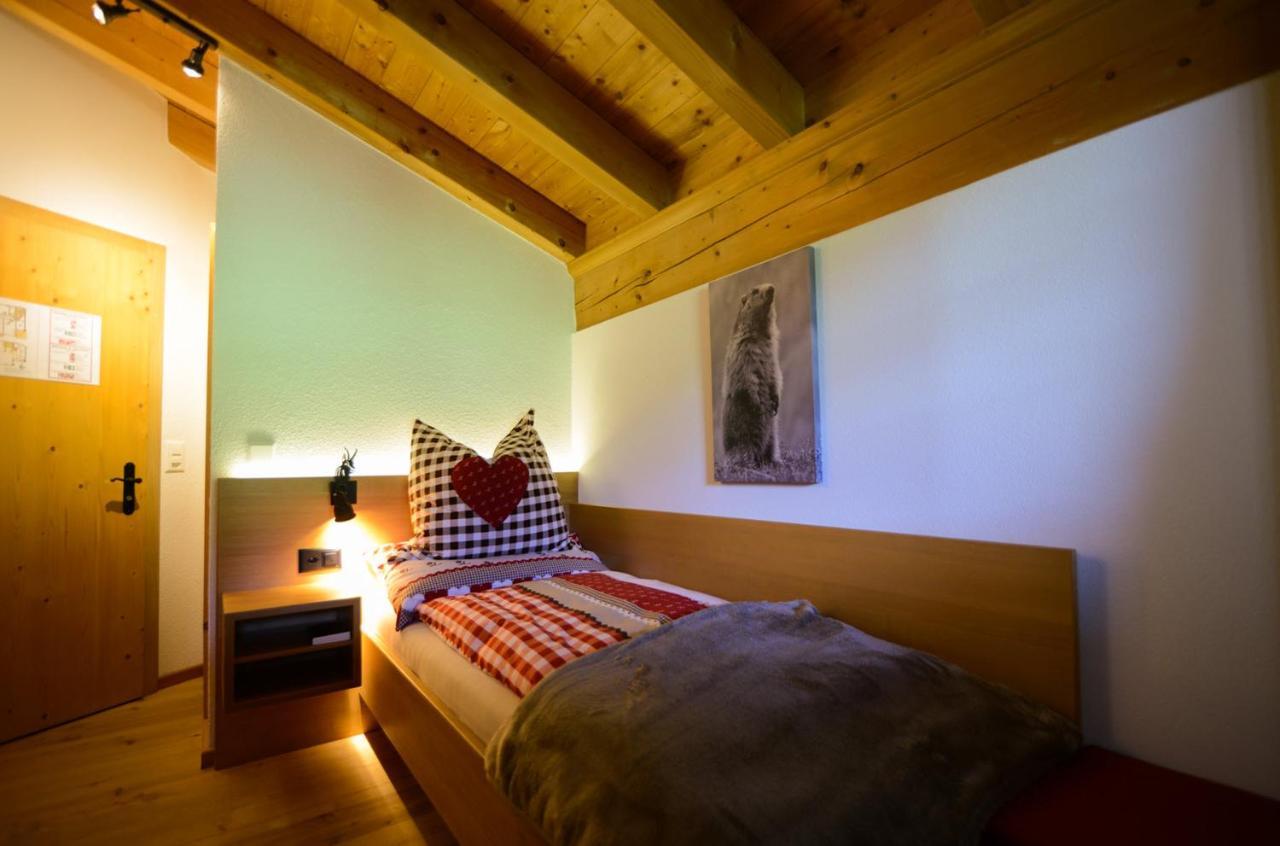 Hotel Madrisajoch Sankt Antönien Buitenkant foto