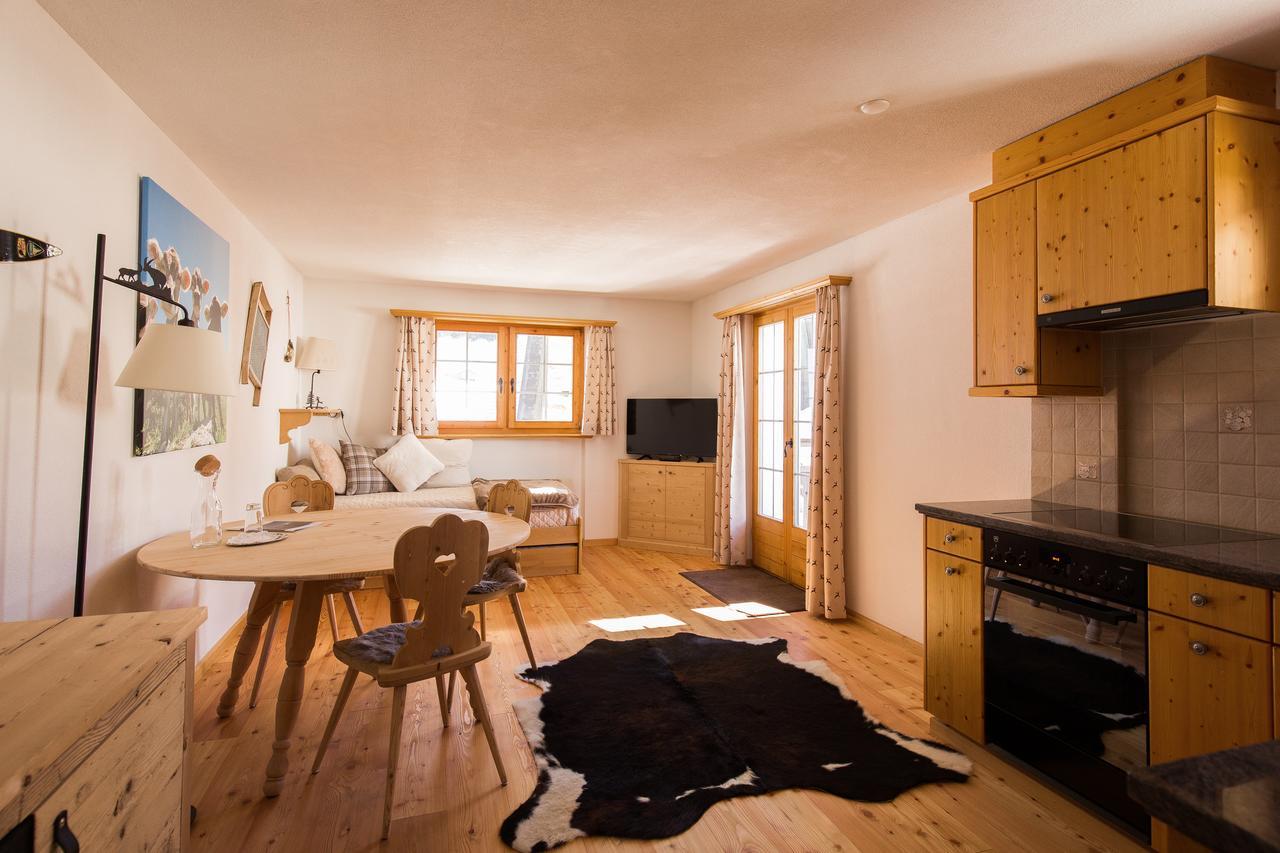 Hotel Madrisajoch Sankt Antönien Buitenkant foto
