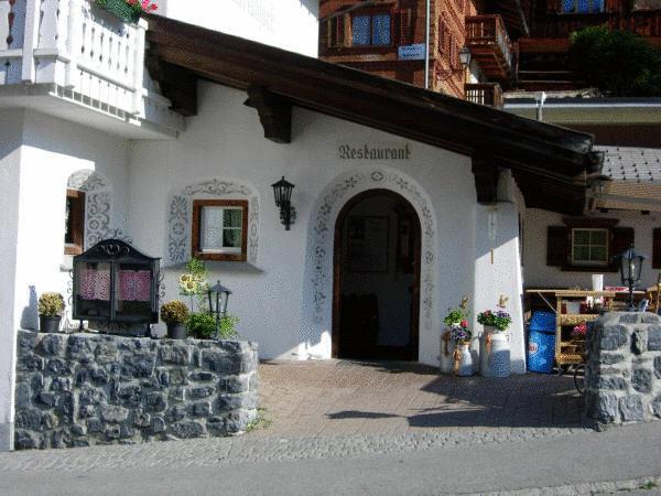 Hotel Madrisajoch Sankt Antönien Buitenkant foto