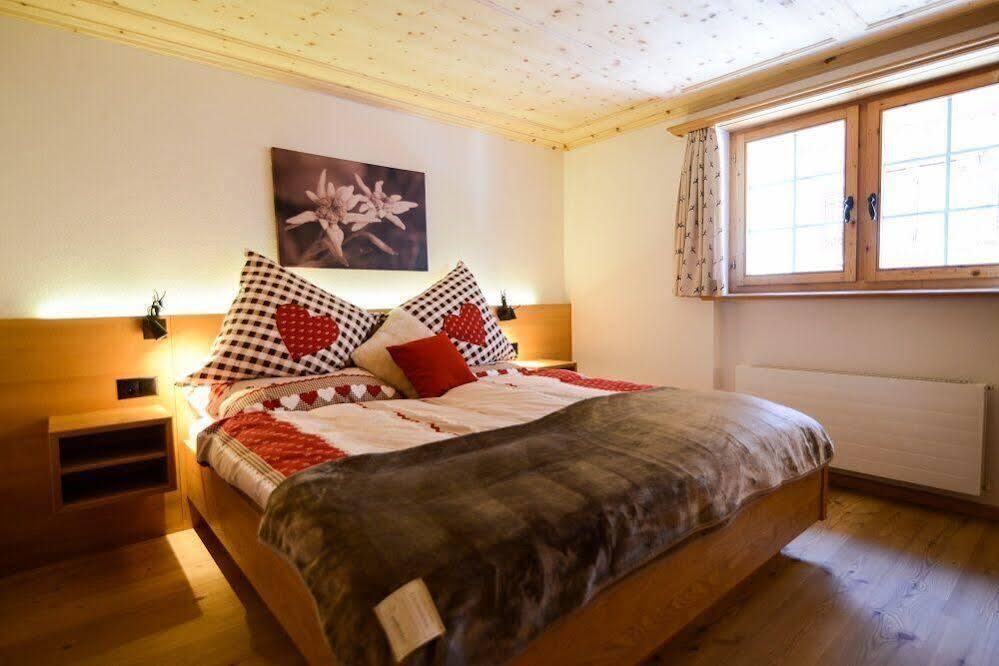 Hotel Madrisajoch Sankt Antönien Buitenkant foto